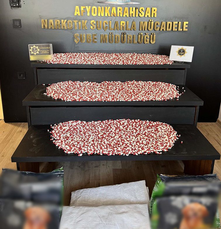 &nbsp; Şüpheli Kargo Operasyonunda 16 Bin 454 Adet Sentetik Ecza