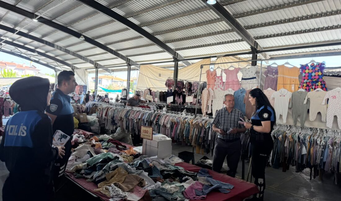 Emniyet Ekiplerinden Pazarcı Esnafına Dolandırıcılık ve Hırsızlık Uyarısı Afyonkarahisar İl Emniyet Müdürlüğü ekiplerince, il merkezinde faaliyet gösteren pazarcı