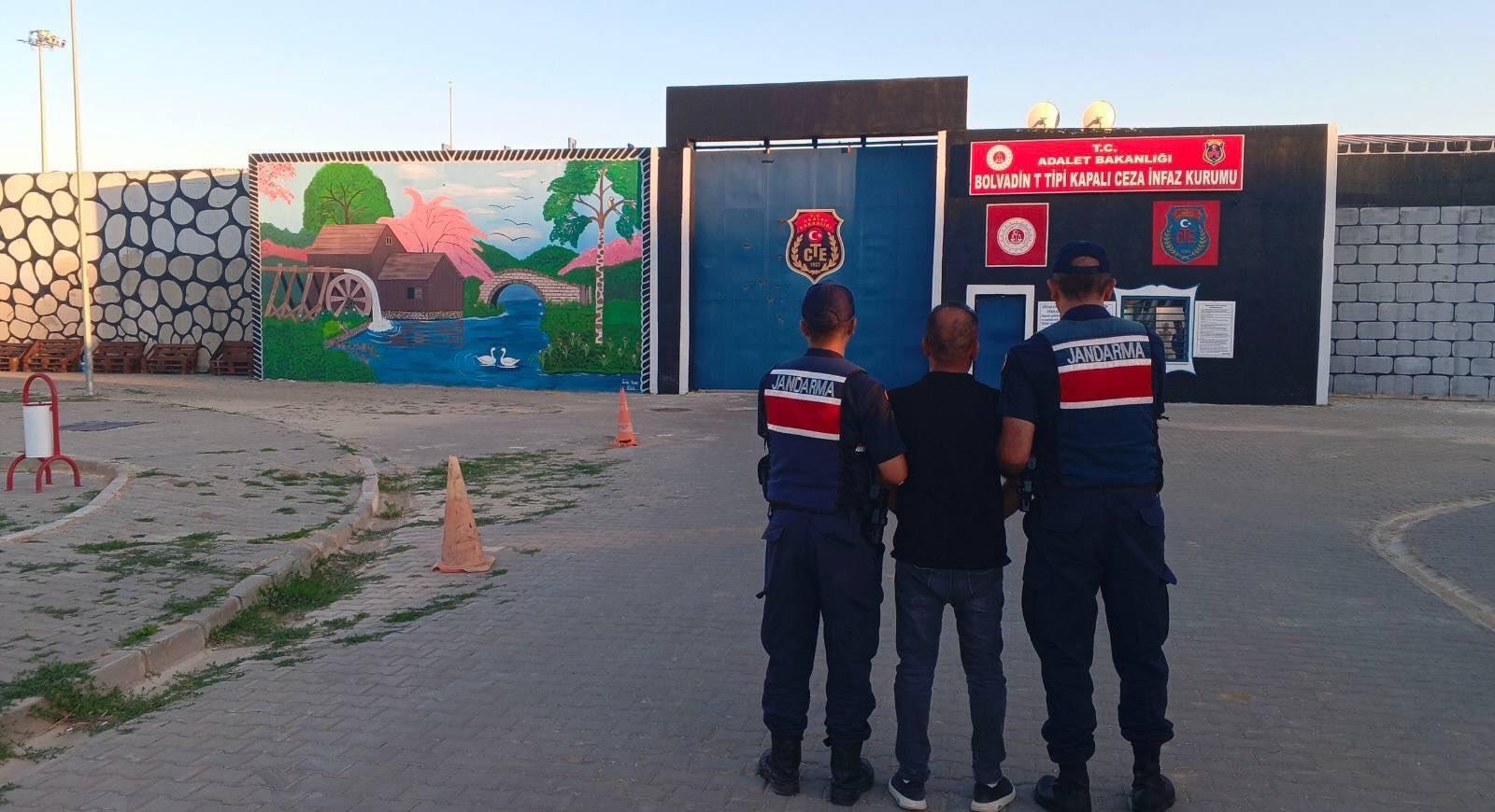 Afyonkarahisar'da Jandarmadan Suçlulara Geçit Yok: 27 Aranan Şahıs Yakalandı