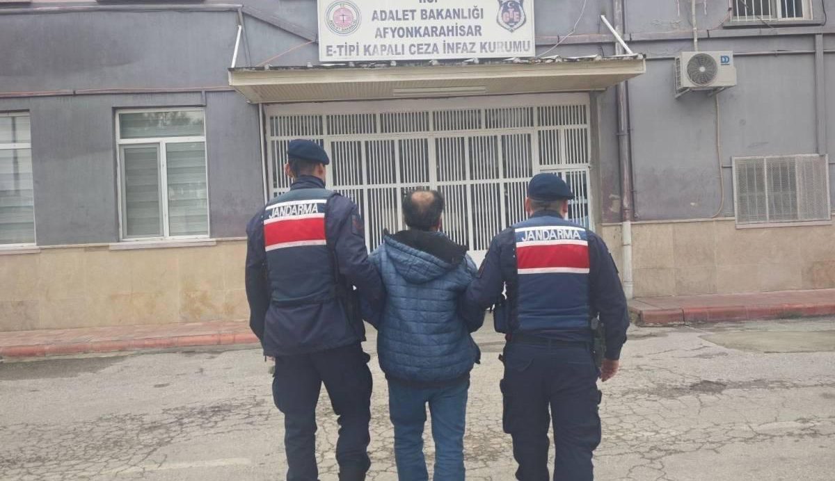 Afyonkarahisar İl Jandarma Komutanlığı ekipleri, suç ve suçlularla mücadele kapsamında