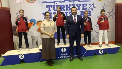 Afyonkarahisarlı karateciler, 1-4 Şubat tarihlerinde Adana’da gerçekleştirilen Karate Yıldızlar Türkiye