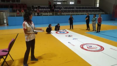 Müsabakaların ilk gününde Karma kategoride büyük bir çekişme yaşandı.  Ertuğrul