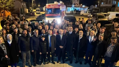 Milliyetçi Hareket Partisi Afyonkarahisar Belediye Başkan Adayı Sezer Küçükkurt beraberindeki