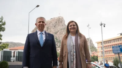 Ankara Büyükşehir Belediye Başkanı Mansur Yavaş, Afyonkarahisar ile kardeş belediye
