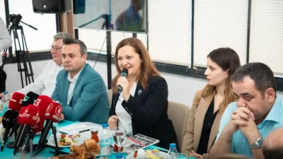 Afyonkarahisar Belediye Başkanı Burcu Köksal, basın mensuplarıyla bir araya geldi. 