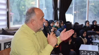   Cumhuriyet’in 101. yıl dönümünü kutlama etkinlikleri kapsamında Afyonkarahisar Gençlik