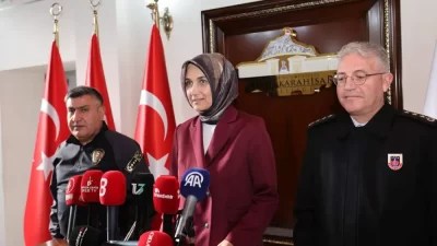 Afyonkarahisar Valisi Doç. Dr. Kübra Güran Yiğitbaşı, İl Jandarma Komutanı