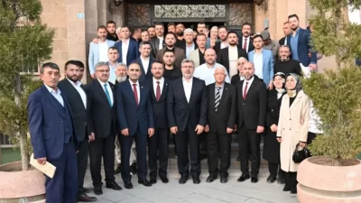 Bayramlaşma programına AK Parti İl Başkanı Hüseyin Menteş, AK Parti