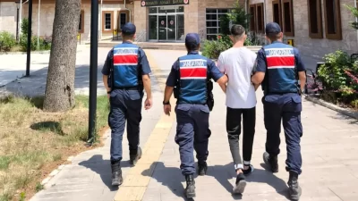 Afyonkarahisar İl Jandarma Komutanlığı, kasten yaralama suçundan aranan ve kesinleşmiş