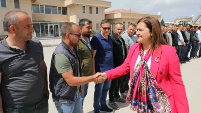 Afyonkarahisar Belediye Başkanı Burcu Köksal, bugün de Belediyenin dış birimlerine