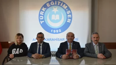 24 Kasım Öğretmenler Günü’nde Milli Eğitim Bakanlığı tarafından öğretmenlere ‘Beyaz