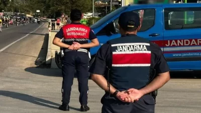 Afyonkarahisar İl Jandarma Komutanlığı, düzensiz göçle mücadeleye yönelik başarılı bir