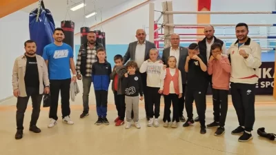 Afyonkarahisar’da sporun önemine inanan uzman antrenör Hamza Karakulaklı, Afyonkarahisar Gençlik