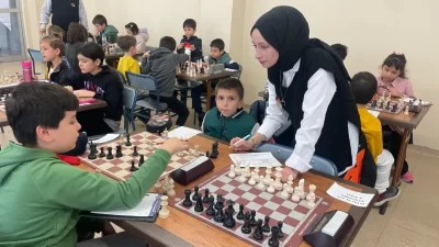  Heyecan dolu müsabakaların ardından dereceye giren sporcular yarın belli olacak.