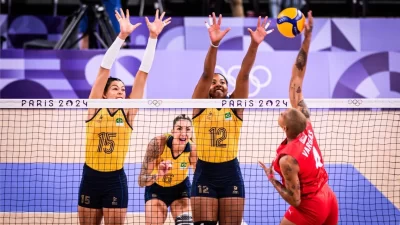 A Milli Kadın Voleybol Takımımız 2024 Paris Olimpiyatları’nda Brezilya ile