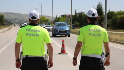 Afyonkarahisar Emniyet Müdürlüğü, şehir genelinde trafik güvenliğini artırmak ve kural