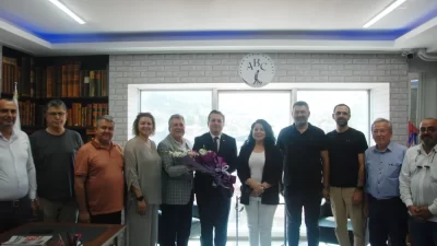 Saadet Partisi (SP) Afyon İl Başkanı Beytullah Karataş ve yönetim