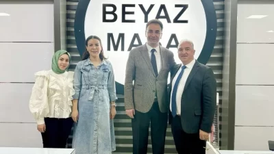 Milliyetçi Hareket Partisi Afyonkarahisar Belediye Başkan Adayı Sezer Küçükkurt beraberindeki