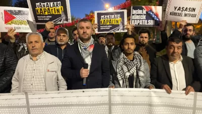   Afyonkarahisar Zafer Meydanı’nda, Anadolu Gençlik Derneği Afyonkarahisar Şubesi tarafından