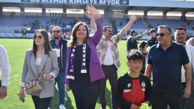 Afyonkarahisar Belediye Başkanı Burcu Köksal, Afyonspor’un kendileri için büyük bir
