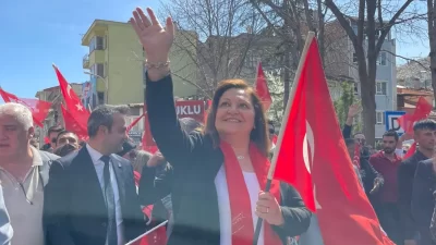 Cumhuriyet Halk Partisi ‘Değişim Yürüyüşü’ düzenledi. Ordu Bulvarından başlayan yürüyüş,