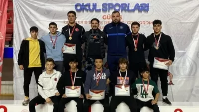 Afyonkarahisar Türkiye Olimpik Hazırlık Merkezi (TOHM) bünyesinde eğitim alan güreş