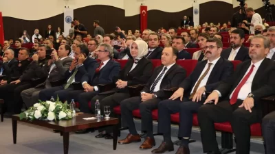 Vali Yiğitbaşı, Ziya Gökalp Sempozyumu’ndaAfyonkarahisar Valisi Doç. Dr. Kübra Güran