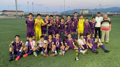 Afyonkarahisar’da düzenlenen heyecanlı U13 Yerel Lig mücadelesine, genç futbolcuların aşkı