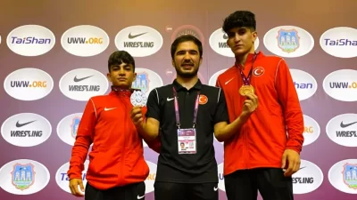 Sırbistan’ın Novi Sad kentinde heyecanla takip edilen U-17 Avrupa Güreş