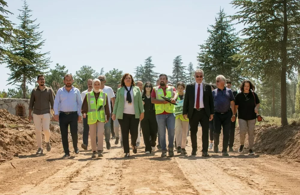 Belediye Başkanı Burcu Köksal,