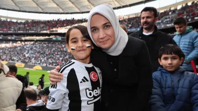   Afyonkarahisar Valisi Doç. Dr. Kübra Güran Yiğitbaşı himayelerinde düzenlenen