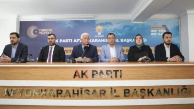 AK Parti Afyonkarahisar İl Başkanlığı’nda gerçekleştirilen basın toplantısında İl Başkanı