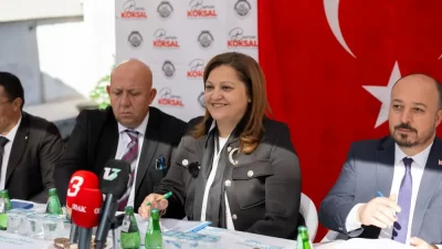 Afyonkarahisar Belediye Başkanı Burcu Köksal, her hafta gerçekleştirdiği “Mahalle Buluşmaları”