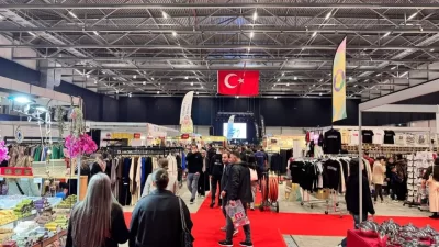 Afyonkarahisar Valiliği himayelerinde Hollanda’da düzenlenen 7. Fuarım etkinliğinde açılan Afyonkarahisar