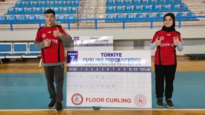 Adana’da gerçekleştirilen Okul Sporları Floor Curling Yıldızlar Bölge müsabakalarında, Çay
