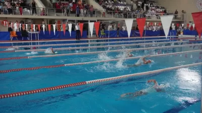Afyon Tarihinin En Büyük Katılımlı Yüzme Yarışları Gerçekleştirildi