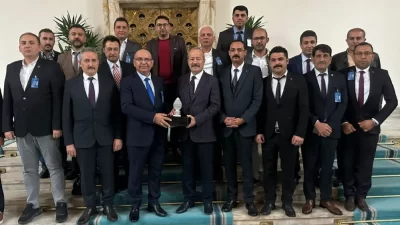 Türk Eğitim Sen Afyonkarahisar Şube Başkanı Muhtar Demirci, yönetimi ve