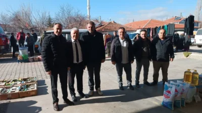 Belediye Başkanı Musa Kayer, pazarcı esnaflarını tek tek dinleyerek tüm