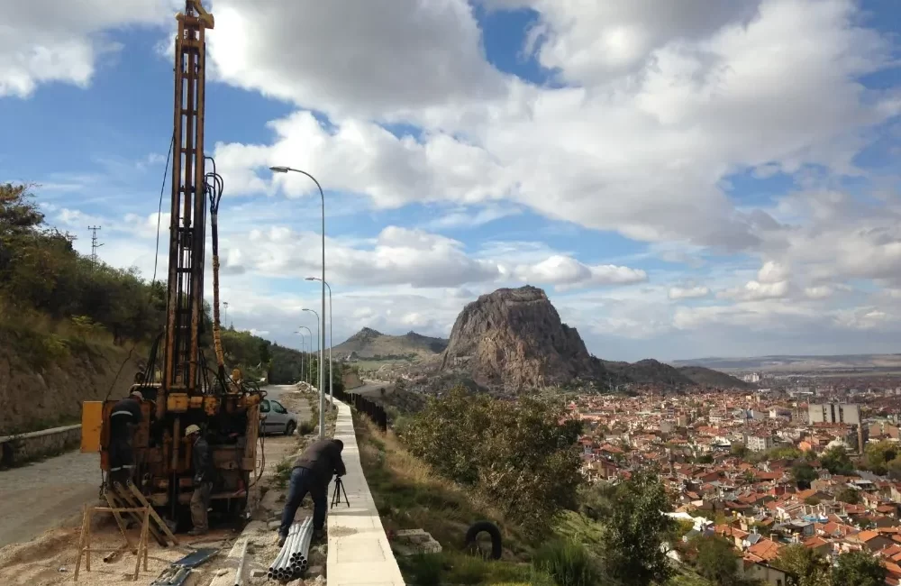 Afyonkarahisar Belediyesi, göreve başladığı