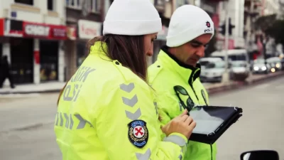 Afyonkarahisar Emniyet Müdürlüğü, il genelinde gerçekleştirdiği trafik denetimlerinde özellikle hatalı
